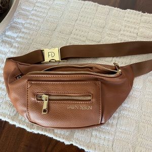 Fawn design fawny pack